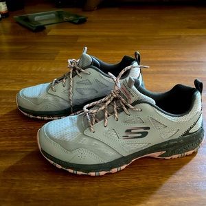 Only worn a couple times